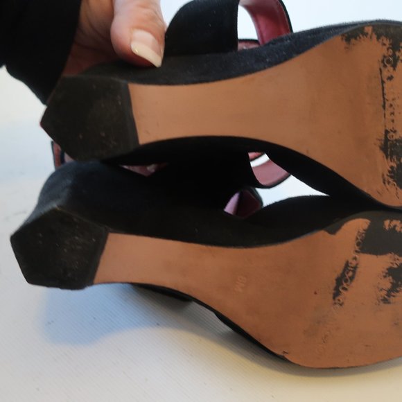 BISOU BISOU COLLECTION BLACK SUEDE WEDGE HEELS 6 * - Picture 8 of 10